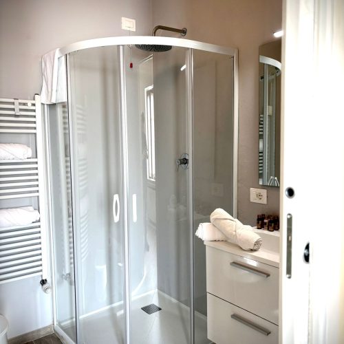 bed-and-breakfast-italy-piemonte-monferrato-holiday-home-country-house-room-camera-bnb-vacanze-turismo-villa-pona_034